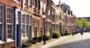 Dordrecht - mooie oude historische straatjes sep-2013