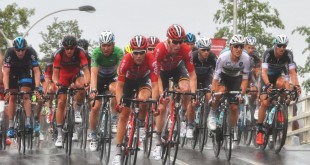 2015-07 Doorkomst Wielrenners - Tour de France 2015 (Hellevoetsluis)