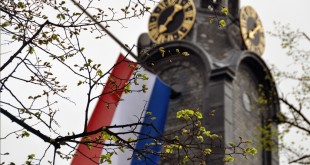 Leiden Dodenherdenking 04-mei-2012