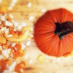 2012-10 Pompoenen uithollen voor Halloween (Hellevoetsluis)