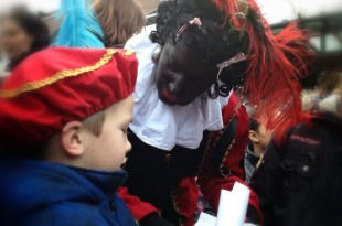 Wel Pieten maar nog geen Sinterklaas - Hellevoetsluis nov-2013