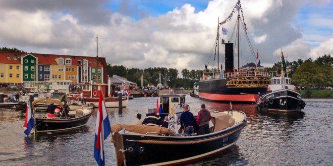 Aankomst Museumschip De Buffel - Droogdok Jan Blanken - Hellevoetsluis/NL